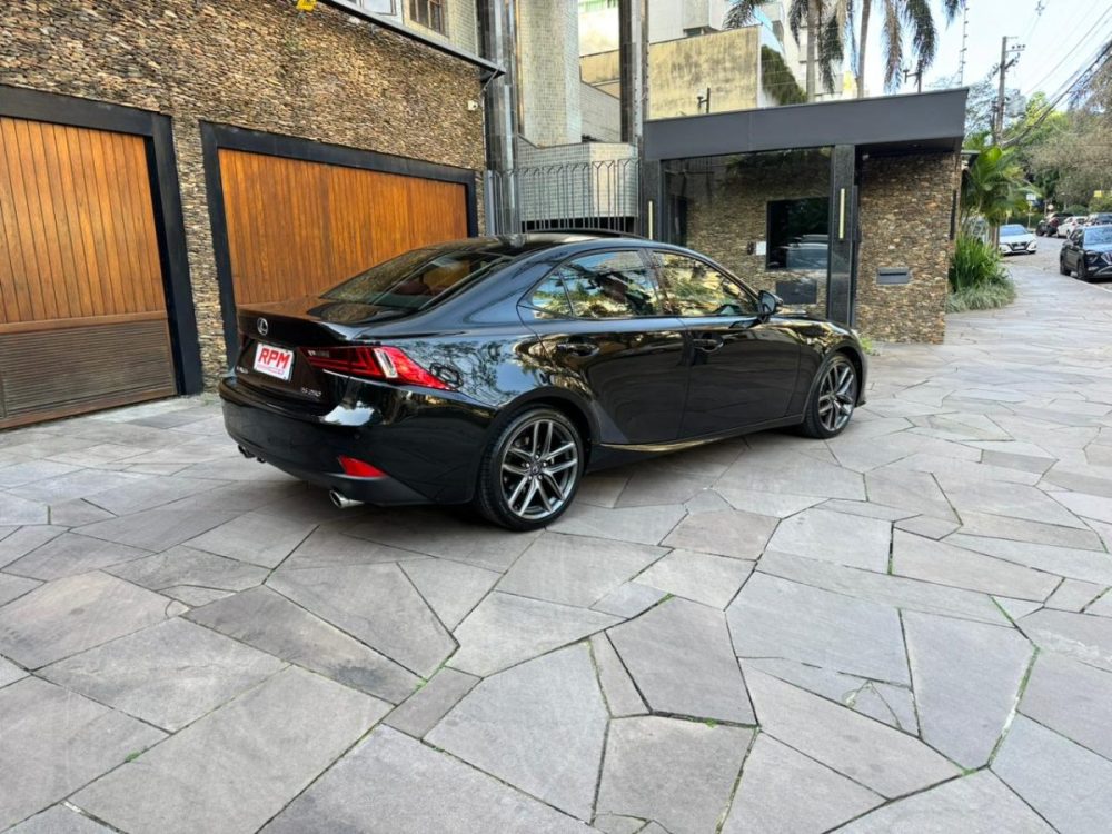 LEXUS IS250 F SPORT – 2015 