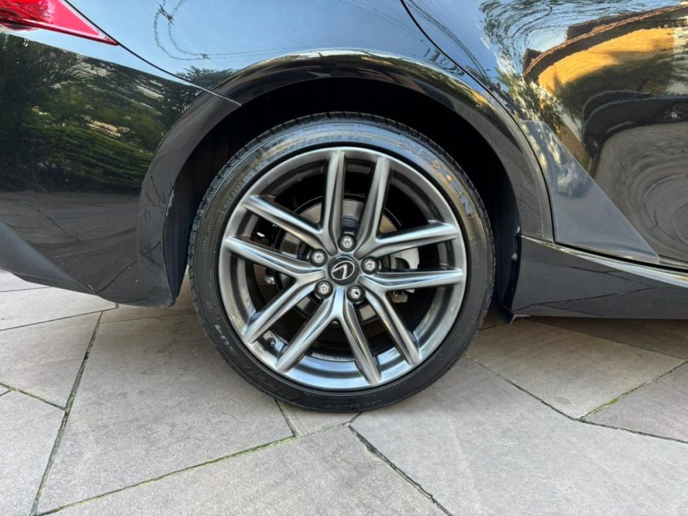 LEXUS IS250 F SPORT – 2015